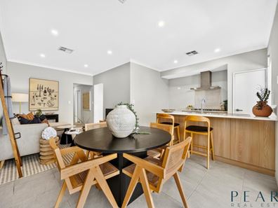 35 Alabaster Approach, Jindalee WA 6036