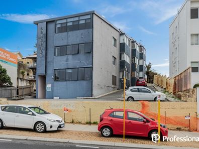 11/202 West Coast Highway, Scarborough WA 6019