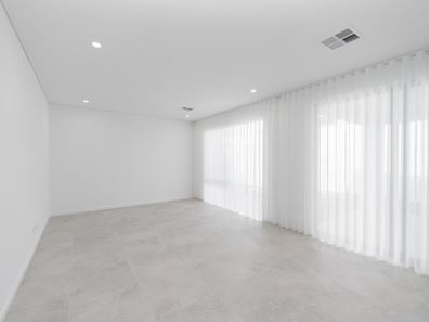135C Birkett Street, Bedford WA 6052
