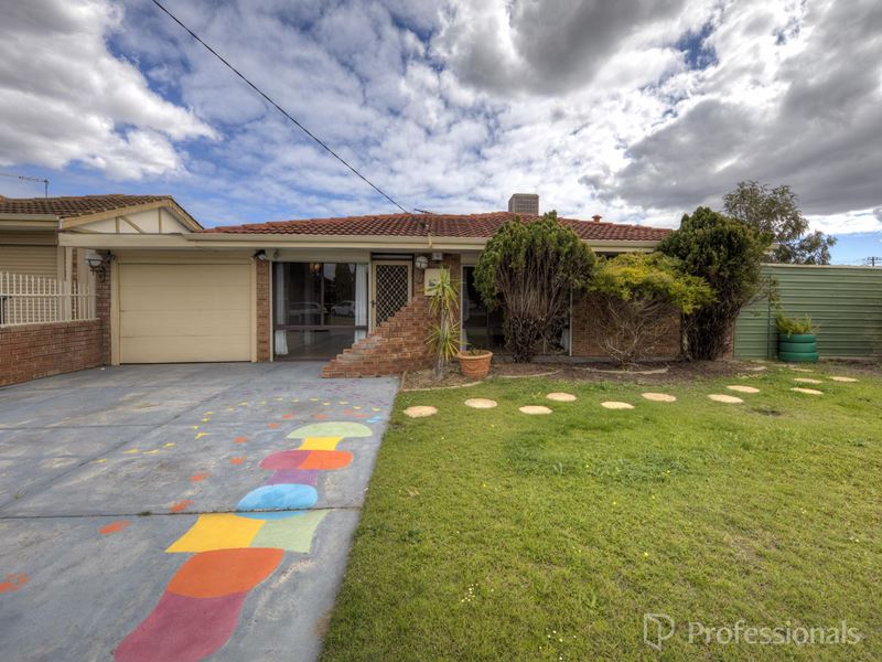 11 Downy Green, Mirrabooka WA 6061