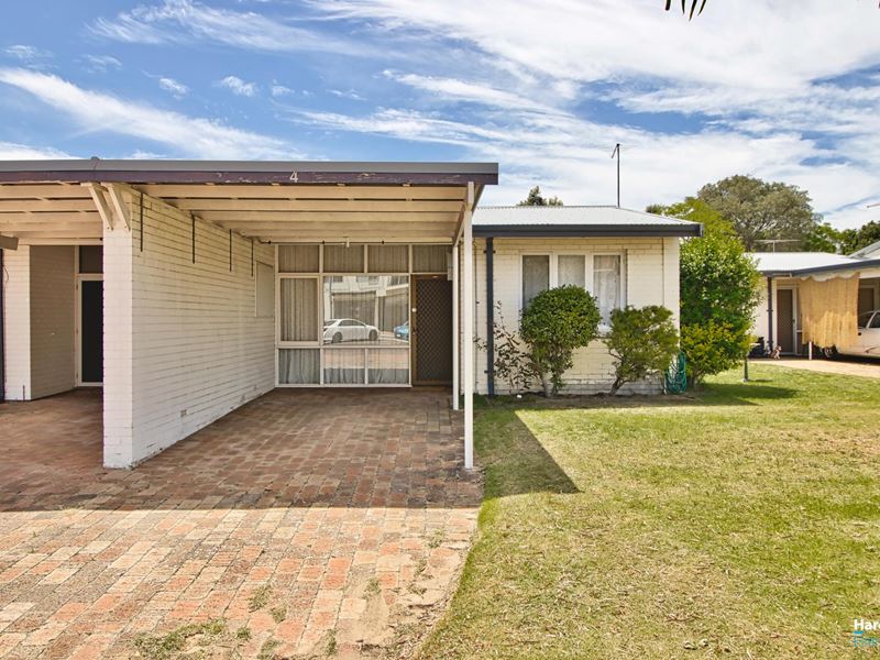 4/2 Wanliss Street, Rockingham WA 6168
