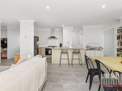 11 Recreation Way, Yanchep WA 6035