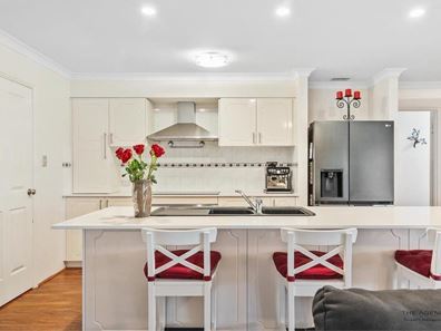 9 Heaton Road, Brabham WA 6055