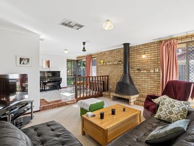 11 Kirkpatrick Crescent, Noranda WA 6062