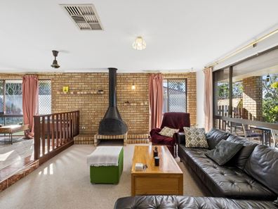 11 Kirkpatrick Crescent, Noranda WA 6062