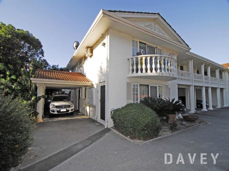 1/36 Shadbolt Street, Booragoon
