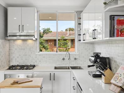 31B/49 Herdsman Parade, Wembley WA 6014