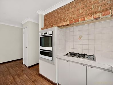 1/127 Robert Street, Como WA 6152