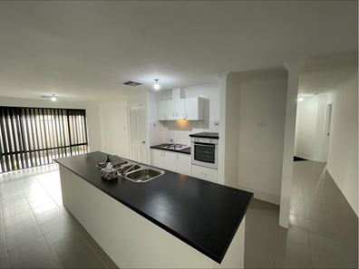 26 Rodsand Court, Ellenbrook WA 6069