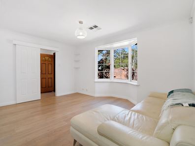 199 Seventh Road, Armadale WA 6112