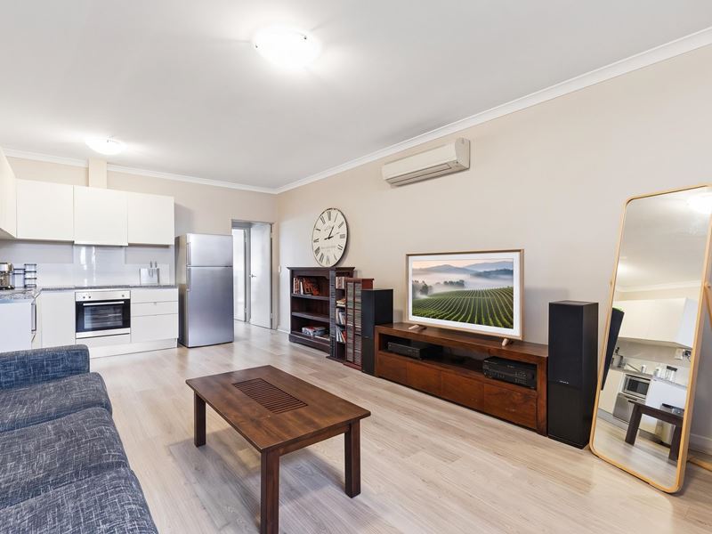 3/13 Delrosso Place, O'Connor WA 6163