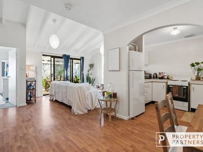 7/15 Dover Road, Scarborough WA 6019