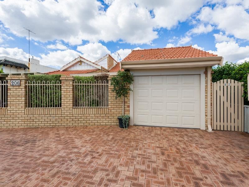 2/206 Melville Parade, Como
