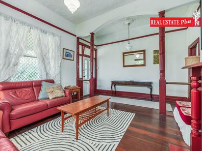 16 Croydon Street, Bellevue WA 6056