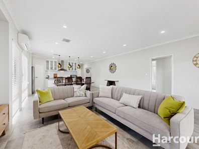 18 Huntington Parkway, Landsdale WA 6065