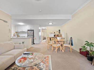 21/30 Malata Avenue, Success WA 6164