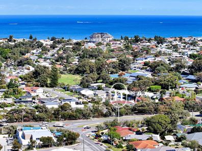 1 Marri Road, Duncraig WA 6023