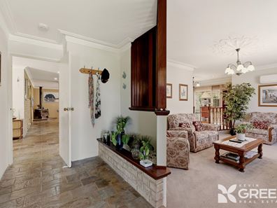 6 Tocoma Court, Meadow Springs WA 6210