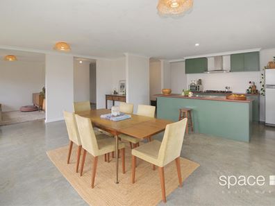 120 Brookfield Avenue, Margaret River WA 6285