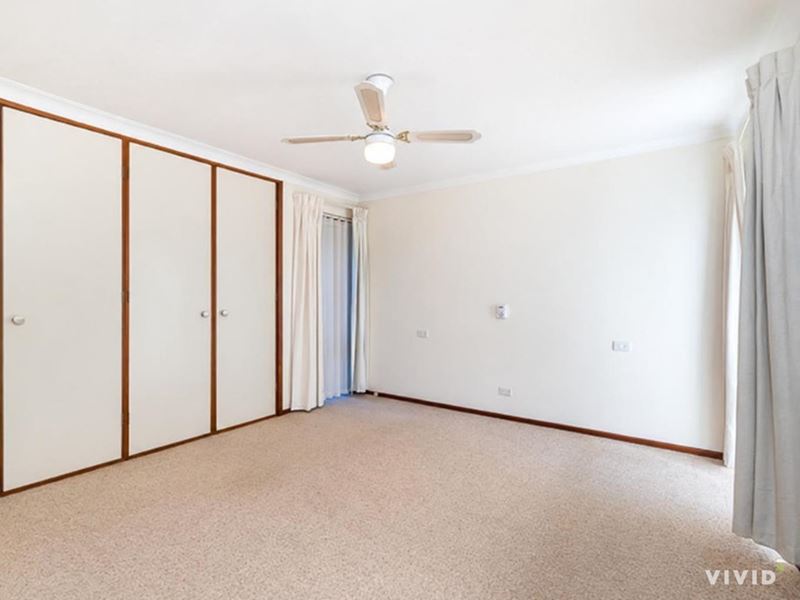 16 Waraker Way, Leeming WA 6149