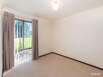 16 Waraker Way, Leeming WA 6149
