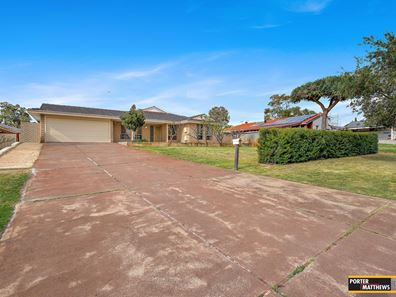 11 Chilham Place, Gosnells WA 6110