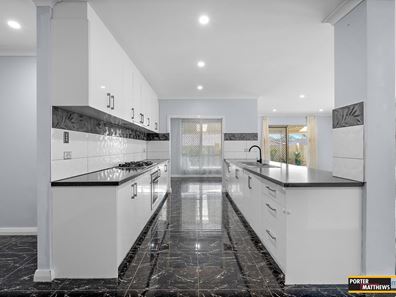 11 Chilham Place, Gosnells WA 6110