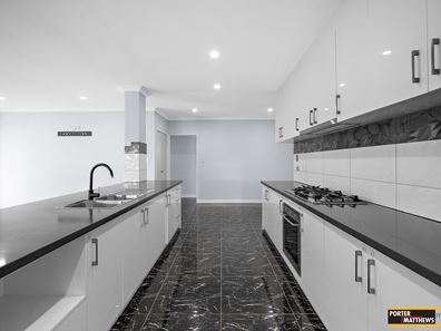 11 Chilham Place, Gosnells WA 6110