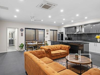 4 Skeit Road, Darch WA 6065