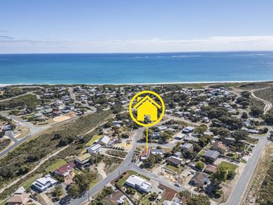 7 Dhu Street, Guilderton WA 6041
