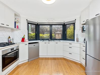 4a Rush Cove, Gwelup WA 6018