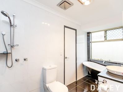 138B Northstead Street, Scarborough WA 6019