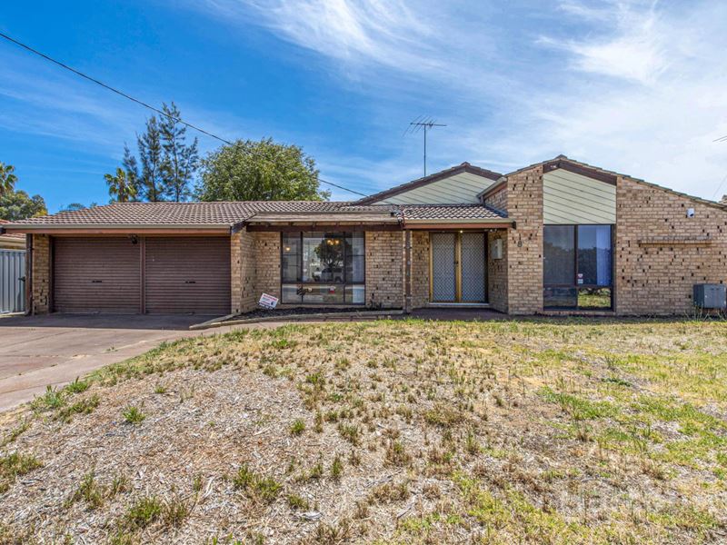 8 Mississippi Drive, Greenfields