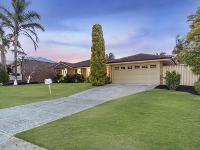 21 Westhaven Drive, Woodvale WA 6026