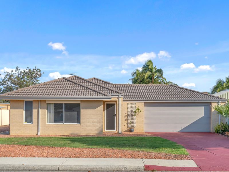 82C Spring Road, Thornlie WA 6108