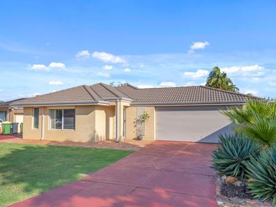 82C Spring Road, Thornlie WA 6108