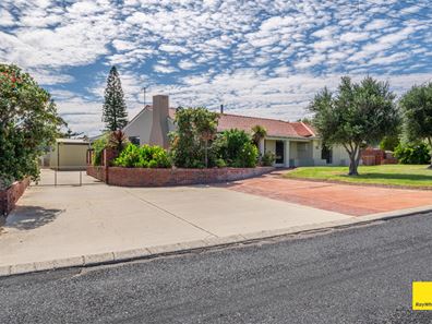 25 Wedge Street, Ledge Point WA 6043