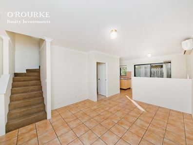 298A Harborne Street, Glendalough WA 6016