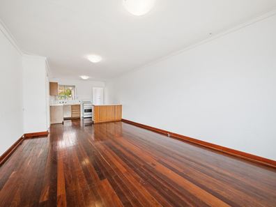 582B MORLEY DRIVE, Morley WA 6062