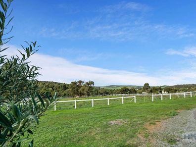 76 Jaldary Trail, Bullsbrook WA 6084