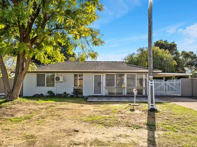 33 Barcombe Way, Gosnells WA 6110