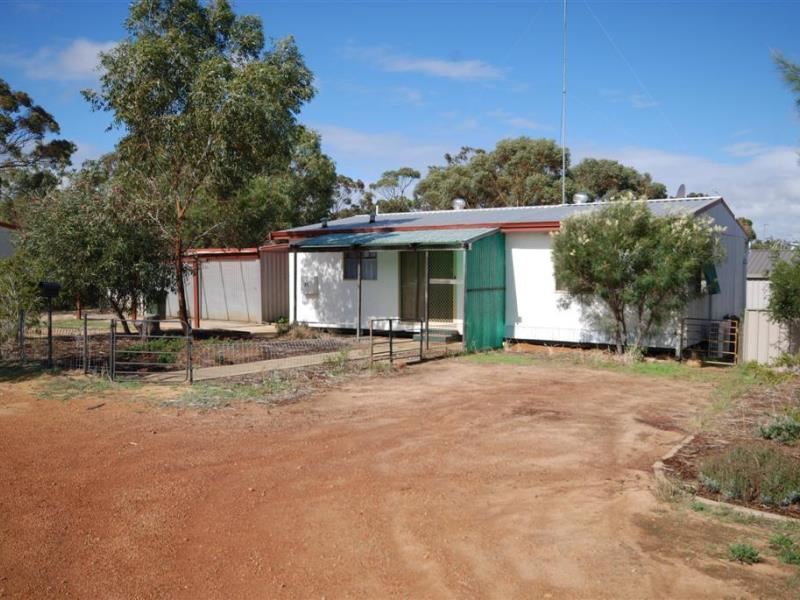 25 Shire Street, Pingelly WA 6308