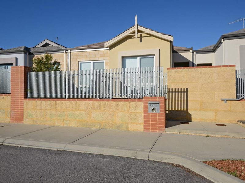 42 Antares Street, Clarkson