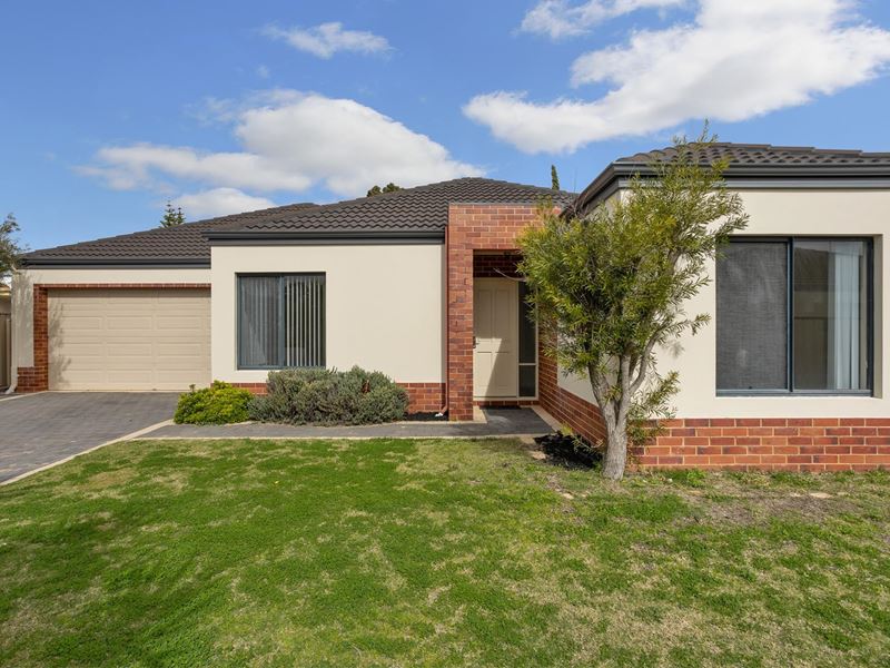 8A KELBY CLOSE, Morley WA 6062