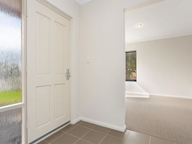 8A KELBY CLOSE, Morley WA 6062