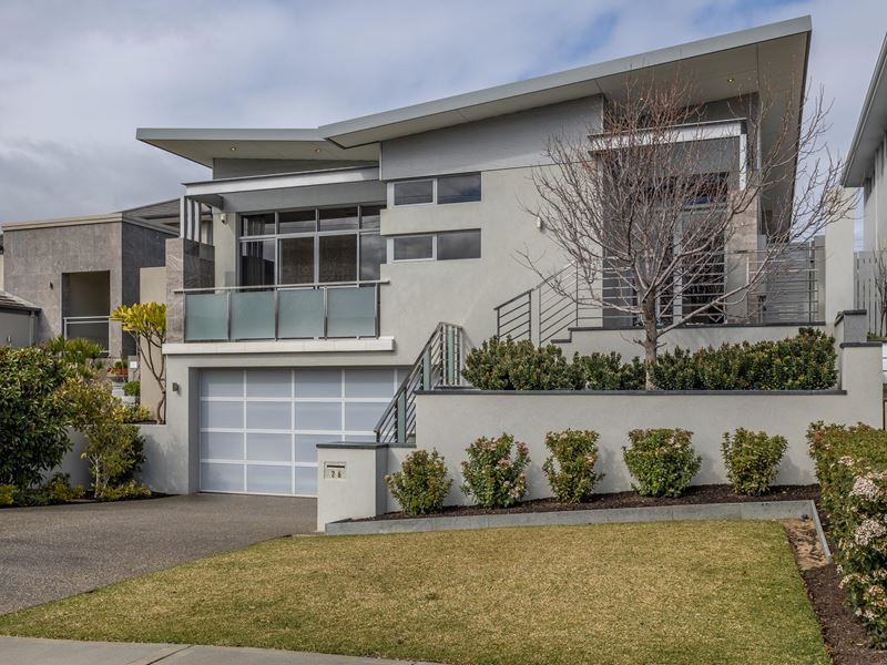 26 Cricklewood Way, Carine