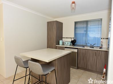 4 Honeysuckle Mews, Baldivis WA 6171
