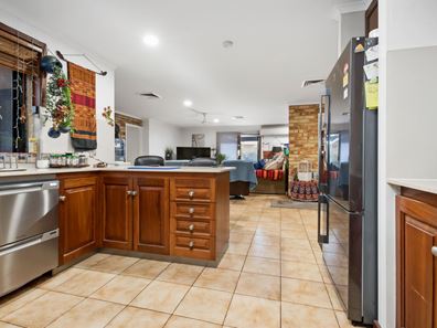 26 Teesdale Place, Millars Well WA 6714