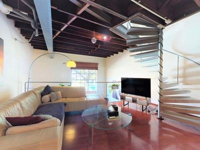 12 Saunders Street, East Perth WA 6004