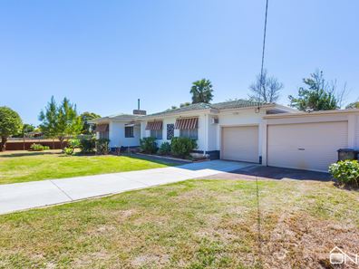 16 Crandon Street, Gosnells WA 6110